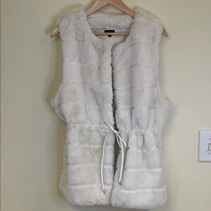 Talbots Ivory Faux Fur Vest Large Leather Tie Front Soft Cozy